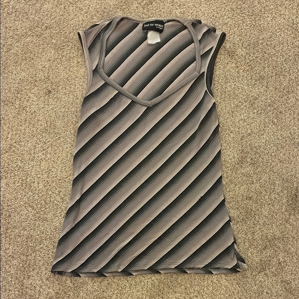 Wrapper Gray Pleated Muscle Tee